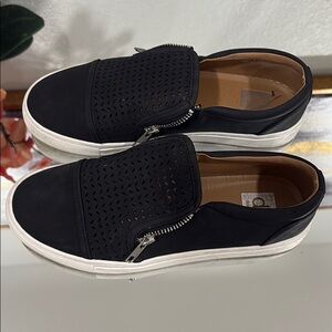 Dolce Vita slip on sneakers